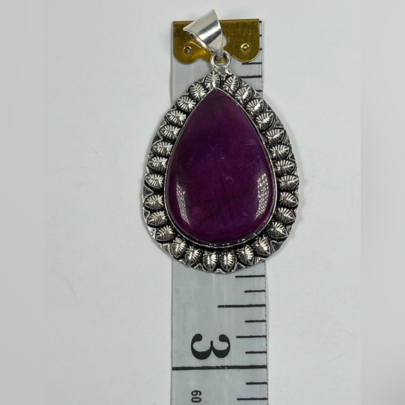 925 Sterling Silver Overlay Purple Labradorite Gemstone Statement Pendant - Picture 6 of 8